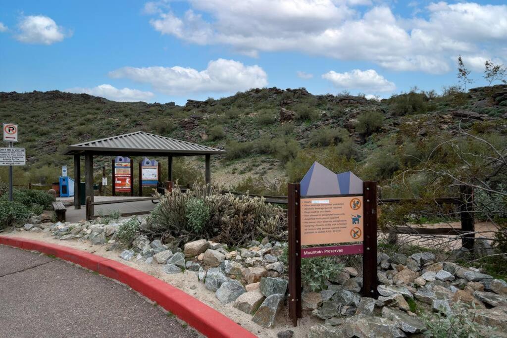 The Hummingbird House, Sauna & Mountain Views! Phoenix Extérieur photo